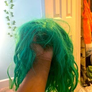 Green wig